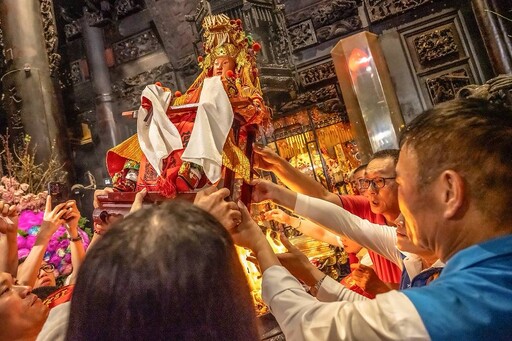 張麗善白沙屯進香遭批蹭 鍾東錦緩頰：學習媽祖包容慈悲