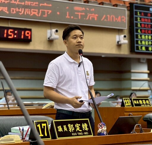 嘉市議員郭定緯問警局長「寂寞嗎？」 AI模擬沈炳信聲音震撼議場