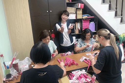 母親節香皂花被指豪撒 陳亭妃揭製作過程「愛的結晶」