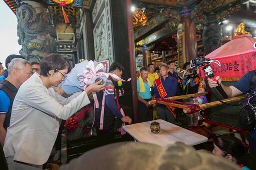 白沙屯媽祖200年來首度進南投 許淑華深深感謝慈悲神恩