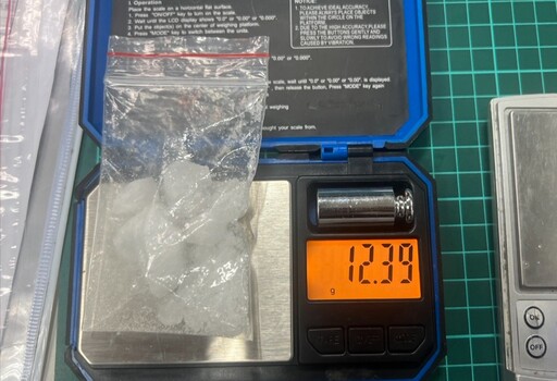臉書登廣告收購提款卡 警循線查獲吸安收簿手