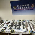 破獲地下兵工廠 鐵路警檢肅非法槍械起出長槍逾10枝