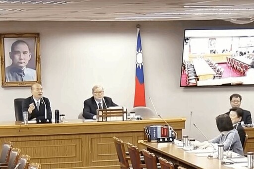 「一龍二鳳」稱呼惹綠批物化 韓國瑜：僅玩笑話勿得理不饒人