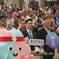 世壯運廣告「四邊包繩不打洞」熱議 建管處證實：非官方製作張貼