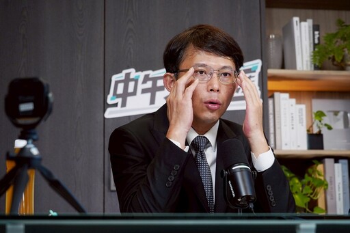 中午來開匯／指江雅綺學歷造假涉偽造文書 黃國昌爆料：學倫案恐有利益衝突