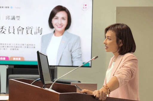邱議瑩批藍白刪預算害高雄 一般補助款遭減51.95億