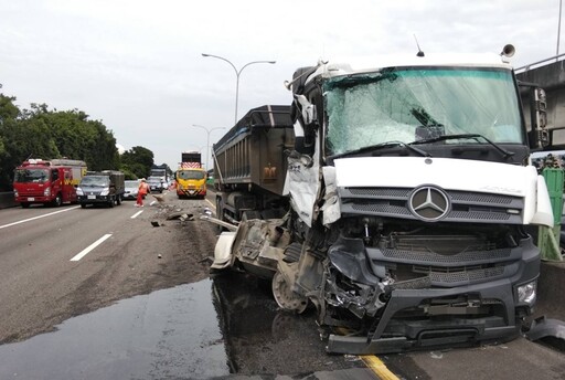 聯結車國道撞客運 疑未保持行車安全距離肇禍