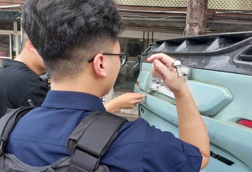 掛假牌翻車露餡 桃園警逮偽車牌駕駛人