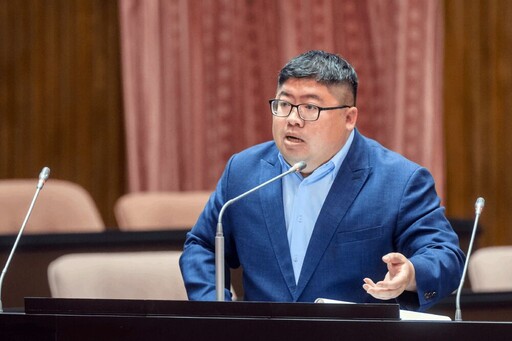 批在野亂砍預算不認帳 蔡易餘幫擬《白藍懺悔條例》救地方預算
