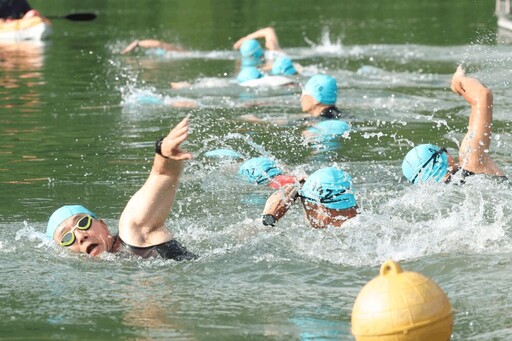 世壯運700鐵人爽游梅花湖 蕭煌奇柔道秒殺對手封王「比演唱會緊張」