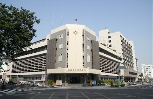 母在家摔倒5天後成冰冷屍體 檢警認「有貓膩」殺人罪聲押兒