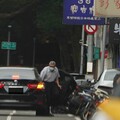 再爆李俊俋將公務車當UberEats 張斯綱：不只接送毛孩還送餐點
