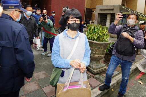 邵琇珮變憔悴了 柯文哲再扛檢方：出來對戰