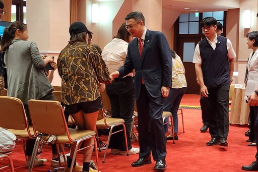 打臉吳宗憲「吃吃喝喝」指控 行政院秀出卓榮泰自費茶敘收據