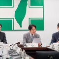 民進黨青年局首次局務會議登場 賴清德感謝陳冠廷承擔重任