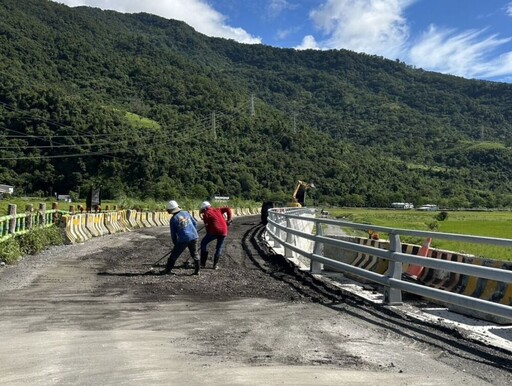 花蓮卓富橋引道災損修復完畢 部落讚張峻助「一日修復」有效率