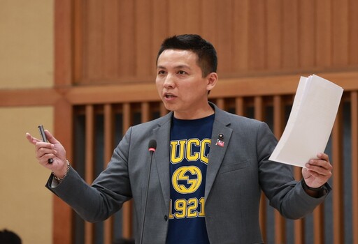 陳偉杰關注大巨蛋選址 侯友宜：有淡海二期選項