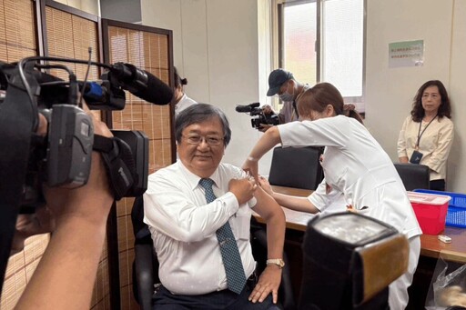 新冠疫情再起！郭國文、林俊憲鼓勵接種疫苗 盼國會帶動全民防疫
