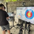 花蓮玉里國中率先導入AI射箭系統 徐榛蔚：見證運動科技前瞻布局
