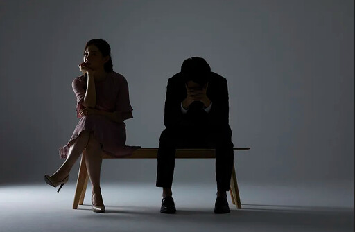 醫學部主任指導女醫師博士論文「出事了」 互傳鹹濕訊息「做愛是健康的」