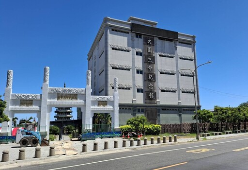 辦理業務要求補件理智線斷裂 暴怒哥粗口飆罵公務員