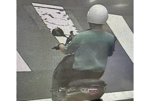 偷車賊囂張逛大賣場 悠哉散步下一秒被制伏
