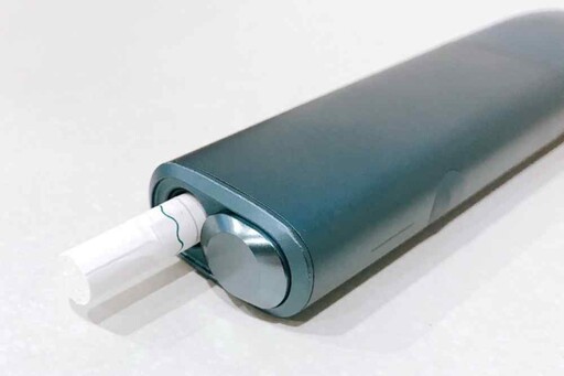 加熱菸卡關兩年半恐成無底洞？投書批審查不透明、標準成謎