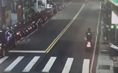 夾娃娃機店補貨背包不見 以車追人48歲男順手牽羊涉竊