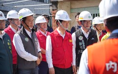 批藍白中共假訊息扭曲災情 林俊憲：災民知道誰與他們站一起