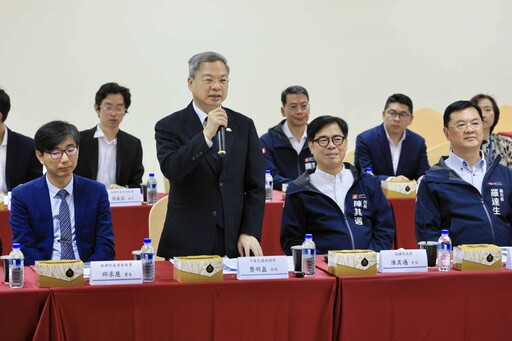 參訪岡山扣件產業傾聽業界心聲 陳其邁：攜手中央強化國際競爭力