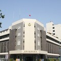 高雄市警局巡佐執勤摸女警大腿 惡行曝光芭比Q了