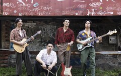 鳳小岳與壓克力柿子新歌獻給英國父親 一窺個人成長私密記憶