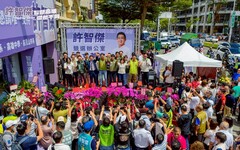 民進黨高雄市長初選陷膠著 許智傑或成「最大公約數」