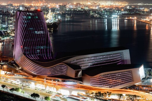 BLACKPINK再登高雄開唱 6大地標一連7日點亮「粉紅光芒」