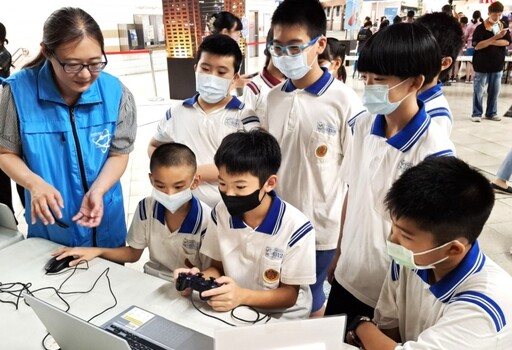 台灣科普列車抵板橋車站 新北教育局:全國科展6件第一展實力