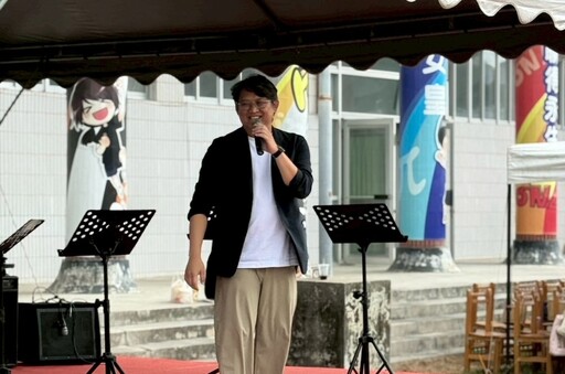 台東女中嶄新PU操場啟用 黃建賓:實現對孩子承諾