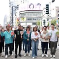 邱議瑩攜手陳其邁子弟兵 換新看板宣告接棒拚高雄