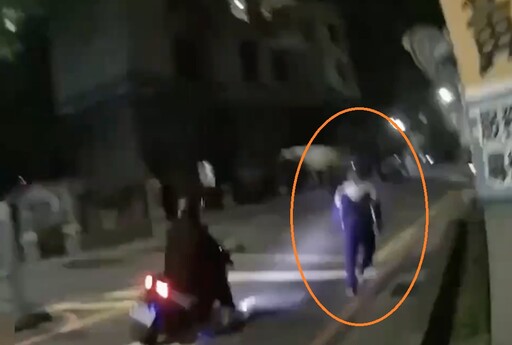 熱心機車騎士神助攻 推倒狂奔失聯移工警壓制逮人