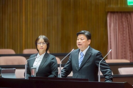 傅崐萁指馬太鞍重建預算行政院補助不公 再批堰塞湖仍無解