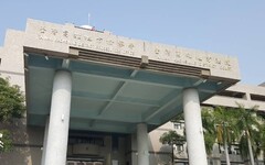 參加獸醫師考試不會作答 高雄男當場拿手機查答案下場出爐