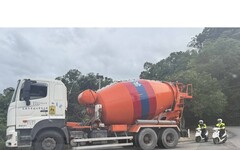 馬太鞍便橋修復中 警強化193縣道交通疏導與執法工作