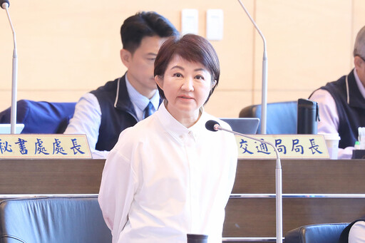 李中指地方財政困難需新版財劃法 盧秀燕:財政盈餘增將加強長照兒福