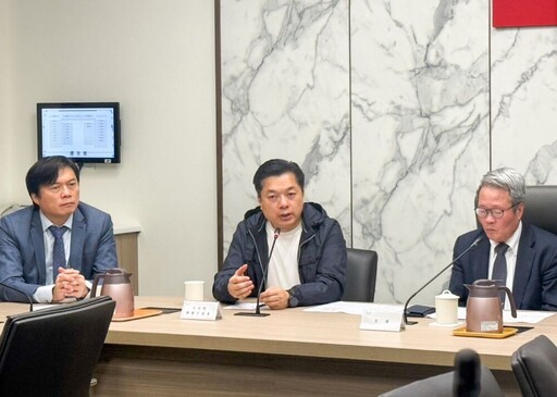 陳俊宇、林國漳赴政院成功爭取防水閘門補助 鳳凰災後補助從寬從簡從優