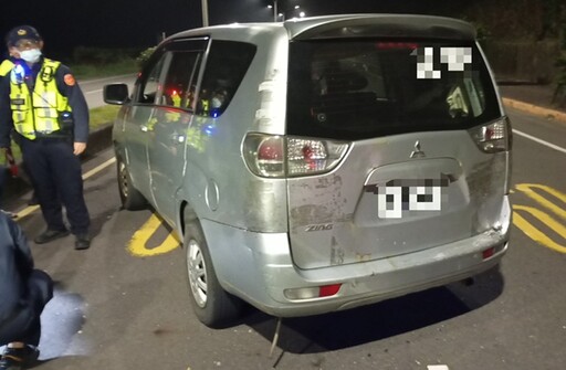 41歲男涉毒駕 小貨車載3人還有毒品通緝犯