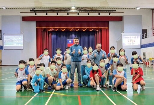 三芝國小設備老化堪憂 陳偉杰爭取百萬進行全面整修