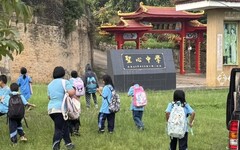 【心繫中華民國2-2】堅持華文教育 志工教師揭：泰北孤軍後裔少老師少設備