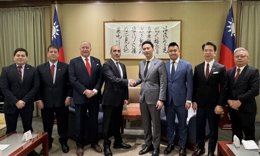 巴拉圭外交部訪台拜會立法院 廖偉翔代表接見盼深雙邊關係