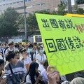 爆醫師國考「2/3都是波波」！本土牙醫怒斥：政府放水沒在把關