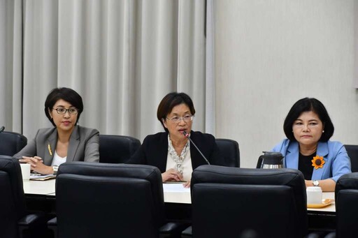 彰化縣補助款被刪減51.7億 王惠美赴行政院遞交訴願書