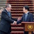 總統主持「軍禮歡迎瓜地馬拉共和國總統阿雷瓦洛伉儷」